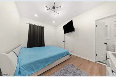 216 N Maple Ave, East Orange, NJ 07017 - Photo 10