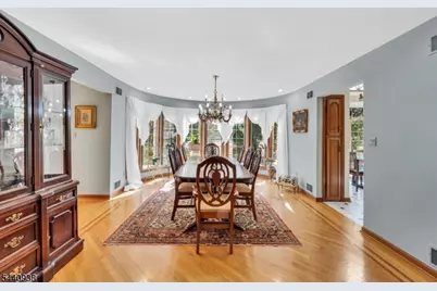 10 Loriann Rd, Warren Township, NJ 07059 - Photo 6