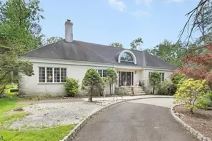 10 Loriann Rd, Warren Township, NJ 07059 - Photo 1