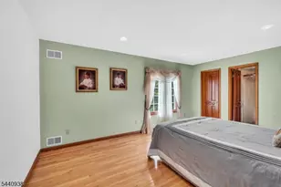 10 Loriann Rd, Warren Township, NJ 07059 - Photo 18