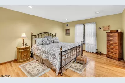 10 Loriann Rd, Warren Township, NJ 07059 - Photo 20