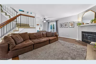 301 Saddle Ct, Raritan Township, NJ 08822 - Photo 12