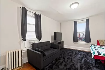 604 Forest St, Orange, NJ 07050 - Photo 16