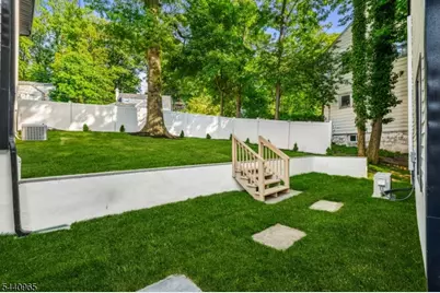 140 Walker Rd, West Orange Township, NJ 07052 - Photo 32