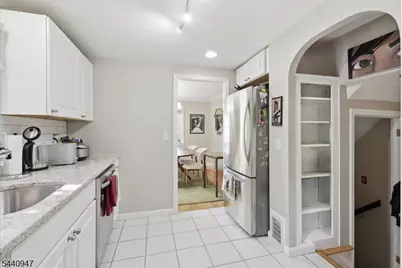 112 Fairview Ave, West Orange Township, NJ 07052 - Photo 12