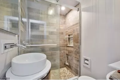 137 Lakeview Ave, Ringwood, NJ 07456 - Photo 20