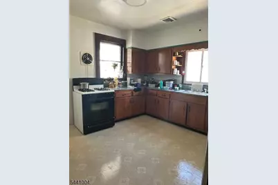 332 Madison Ave #2, Paterson, NJ 07524 - Photo 2