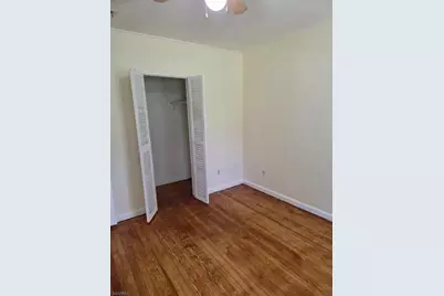 140 Hwy20231, Raritan Township, NJ 08551 - Photo 4