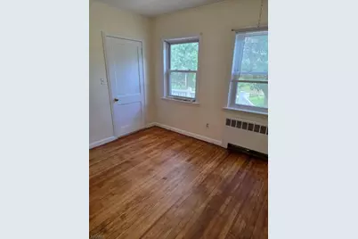 140 Hwy20231, Raritan Township, NJ 08551 - Photo 6