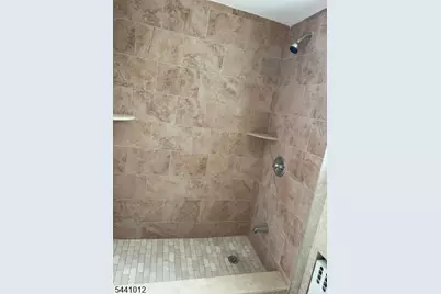 2-34 Hartley Pl #1, Fair Lawn, NJ 07410 - Photo 8