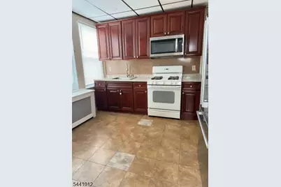 2-34 Hartley Pl #1, Fair Lawn, NJ 07410 - Photo 6
