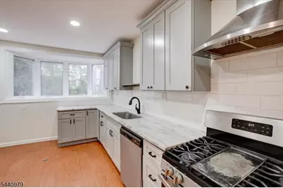 163 Greenwood Ave, East Orange, NJ 07017 - Photo 16