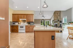 7 Sunshine Dr, Alexandria Township, NJ 08867 - Photo 12