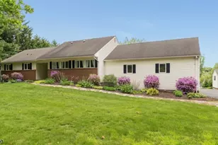 7 Sunshine Dr, Alexandria Township, NJ 08867 - Photo 1