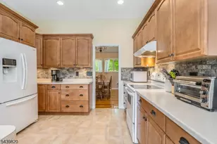 7 Sunshine Dr, Alexandria Township, NJ 08867 - Photo 8