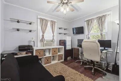 16 Creston Ave, Union Township, NJ 07083 - Photo 12
