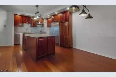 7002 Kennedy Blvd, Guttenberg, NJ 07093 - Photo 16