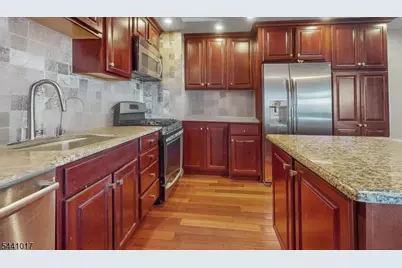 7002 Kennedy Blvd, Guttenberg, NJ 07093 - Photo 14