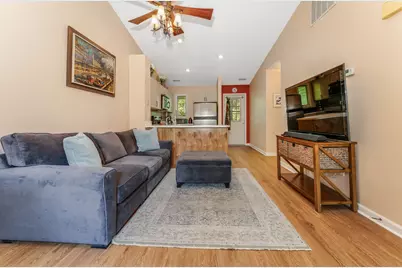 8 Westchester Ter, Clinton Township, NJ 08801 - Photo 4