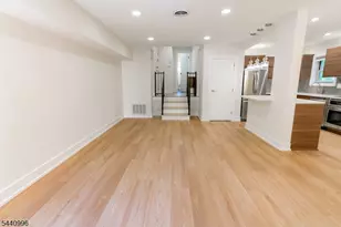 29 Upper Mountain Ave, Montclair Twp., NJ 07042 - Photo 14