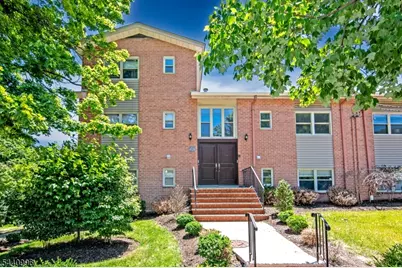 29 Upper Mountain Ave #1, Montclair Twp., NJ 07042 - Photo 1