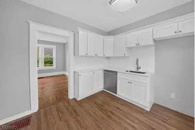 725 Belvidere Rd, Lopatcong Township, NJ 08865 - Photo 10