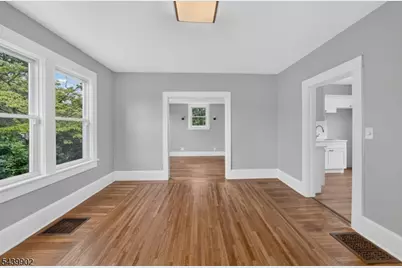 725 Belvidere Rd, Lopatcong Township, NJ 08865 - Photo 6