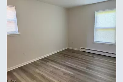 44 Burgh Ave, Clifton, NJ 07011 - Photo 6