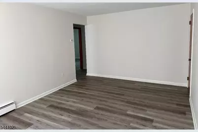44 Burgh Ave, Clifton, NJ 07011 - Photo 4