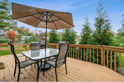 98 King St, Edison Twp., NJ 08820 - Photo 32