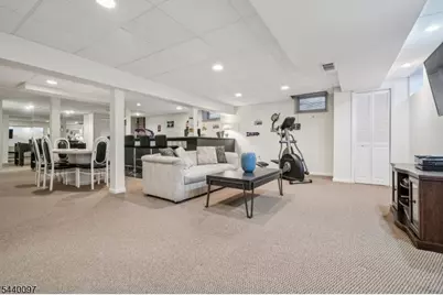98 King St, Edison Twp., NJ 08820 - Photo 30