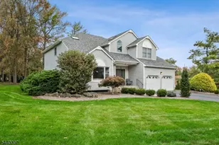 98 King St, Edison Twp., NJ 08820 - Photo 2