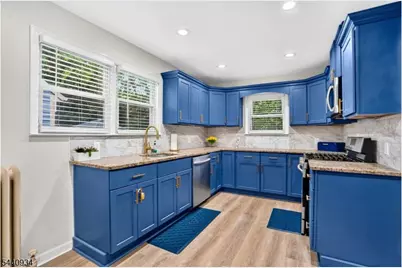 639 Walsh Ave, Orange, NJ 07050 - Photo 10