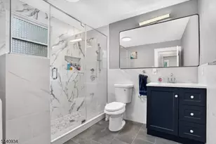 639 Walsh Ave, Orange, NJ 07050 - Photo 12