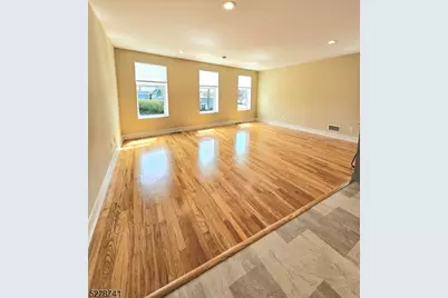 1300 Stuyvesant Ave Apt 2L, Union Township, NJ 07083 - Photo 6