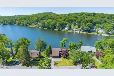 177 High Crest Drive, West Milford Twp., NJ 07480 - Photo 2