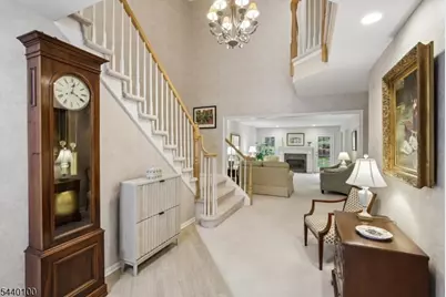 19 Chadwell Pl, Morris Township, NJ 07960 - Photo 2