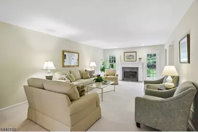 19 Chadwell Pl, Morris Township, NJ 07960 - Photo 4