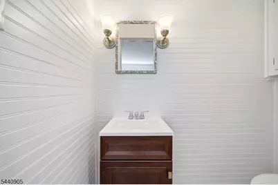 2 Academy St, Newton, NJ 07860 - Photo 8
