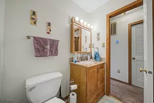 12 Amherst Ct, Hamburg, NJ 07419 - Photo 8