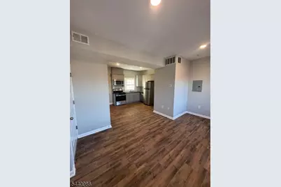 601 Magnolia Ave #6, Elizabeth, NJ 07206 - Photo 4