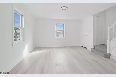 1570 Clinton Pl, Hillside, NJ 07205 - Photo 4