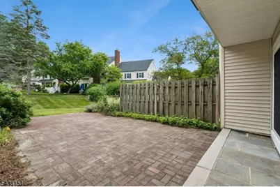 46 Pembroke Dr, Mendham, NJ 07945 - Photo 14