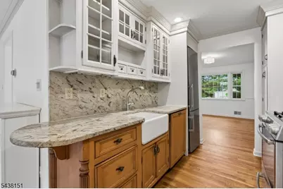 46 Pembroke Dr, Mendham, NJ 07945 - Photo 8