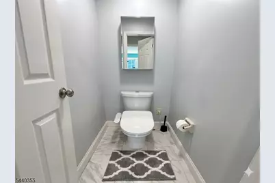 126 Mary Alice Ct, Union Township, NJ 07083 - Photo 18