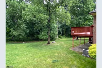 126 Mary Alice Ct, Union Township, NJ 07083 - Photo 38