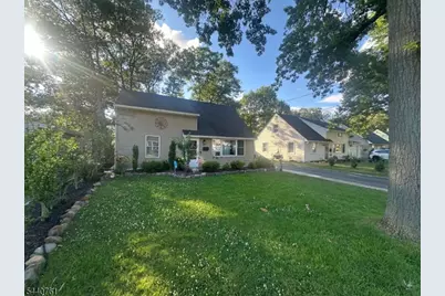 30 Hunterdon Rd, West Orange Township, NJ 07052 - Photo 2