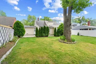 40 Hunterdon Rd, West Orange Township, NJ 07052 - Photo 32