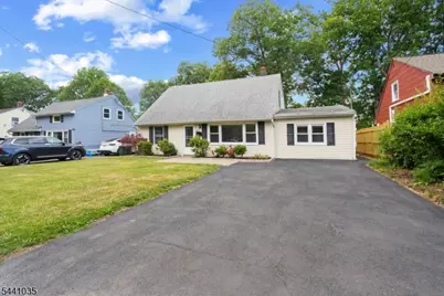 40 Hunterdon Rd, West Orange Township, NJ 07052 - Photo 2