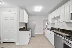 40 Hunterdon Rd, West Orange Township, NJ 07052 - Photo 14